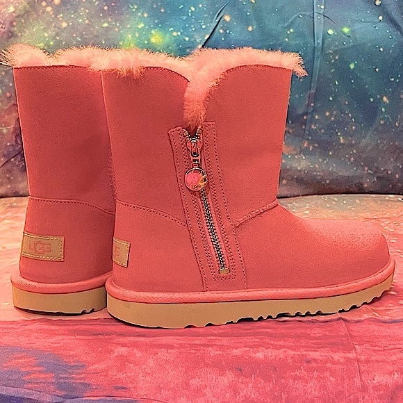 Ugg boots - Picture 3 of 15